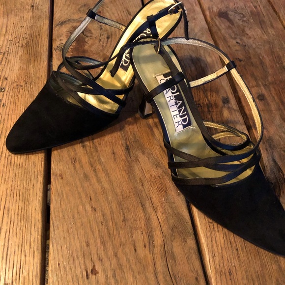 Roland Cartier suede high heel evening shoe. - Picture 5 of 5